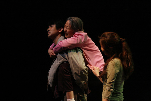 2013 춘천국제연극제 출품작 극단 물뫼 《순이야 사랑해》. 순이는 16살 꽃다운 나이에 일본군 위안부로 끌려간 우리 시대의 아픔이다.