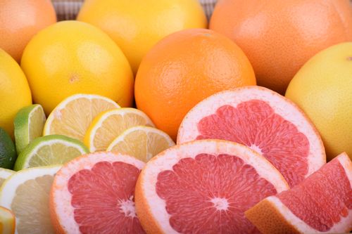 귤속(Citrus) 과일들은 비타민C가 풍부한 것으로 유명하다. (사진출처 나무위키)