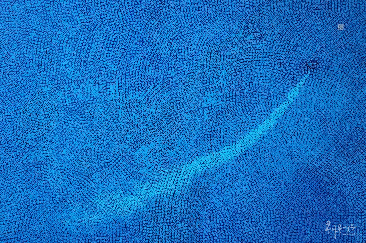 조춘제 作 「낯선 풍경」, 61×91cm, 장지에분채·석채·방해말, 2022-27